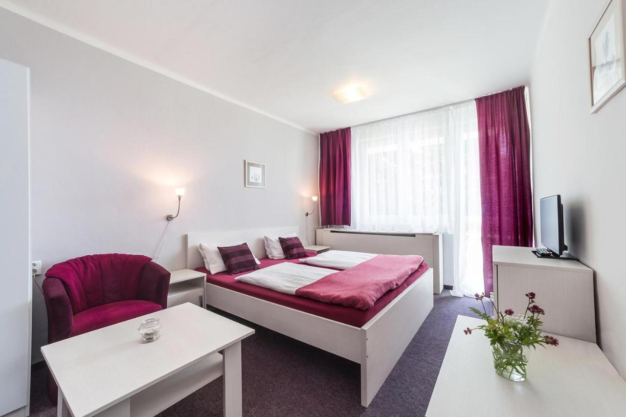 Hotel Racek Černá v Pošumaví Dış mekan fotoğraf
